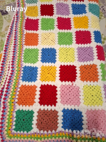 Многоцветно плетено одеяло ръчно платено на 1 кука, снимка 4 - Декорация за дома - 52606549