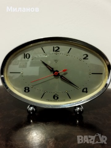 Стар китайски механичен настолен часовник