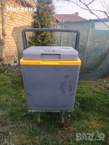 Хладилна чанта Crivit на 12 и 220 волта.