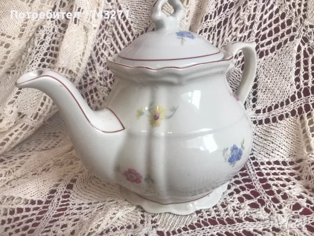 Прекрасен бароков чайник произведен в "Сталин" Видин 1958 г., снимка 2 - Антикварни и старинни предмети - 40853881