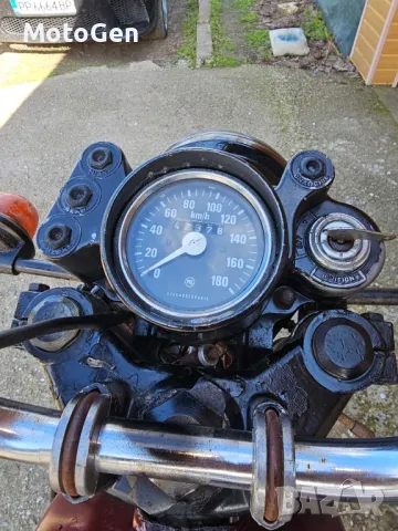 Търся да купя стари мотори и др.