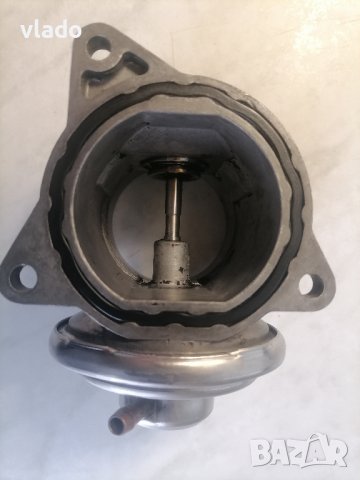 EGR и охладител за EGR на Volkswagen Passaт Variant B6, снимка 1 - Части - 39305507