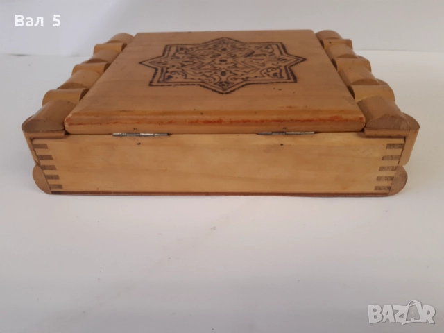 Стара дървена интересна кутия за бижута, снимка 5 - Антикварни и старинни предмети - 52401152