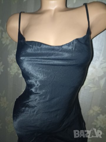 Bershka XS- Сатенена черна рокля/ подплата с тънки презрамки , снимка 7 - Бельо - 42383353