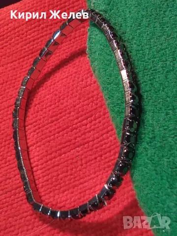 НЕЖНА ПОСРЕБРЕНА ЕЛАСТИЧНА ГРИВНА с ФАСЕТИРАНИ КАМЪЧЕТА КРИСТАЛЧЕТА 30735, снимка 10 - Гривни - 47316200