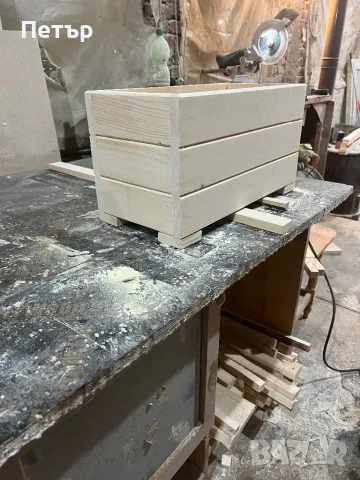 Дървени кашпи за цветя, снимка 3 - Саксии и кашпи - 47154011