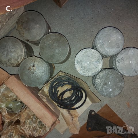 Moskvich.части за москвич , снимка 11 - Автомобили и джипове - 39480435