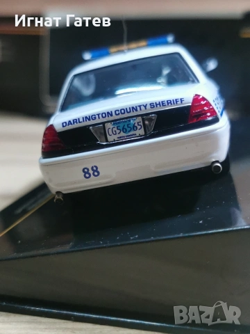 IXO Ford Crown 1:43, снимка 7 - Колекции - 53260304