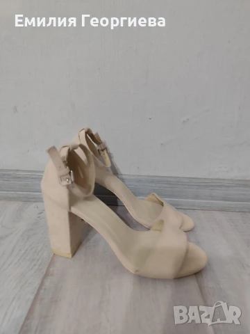 Сандали 39 номер 