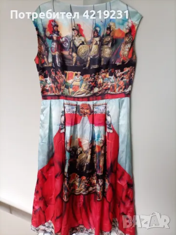 Красива копринена рокля модел на Dolce & Cabbana, снимка 2 - Рокли - 49697796