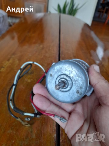 Стар електромотор, снимка 3 - Други ценни предмети - 42092279