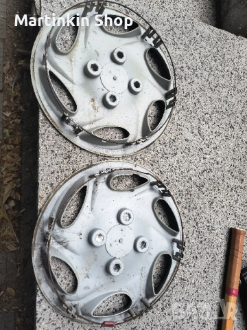 Тасове Пежо 14 цола оригинални 2броя, снимка 2 - Аксесоари и консумативи - 51666371