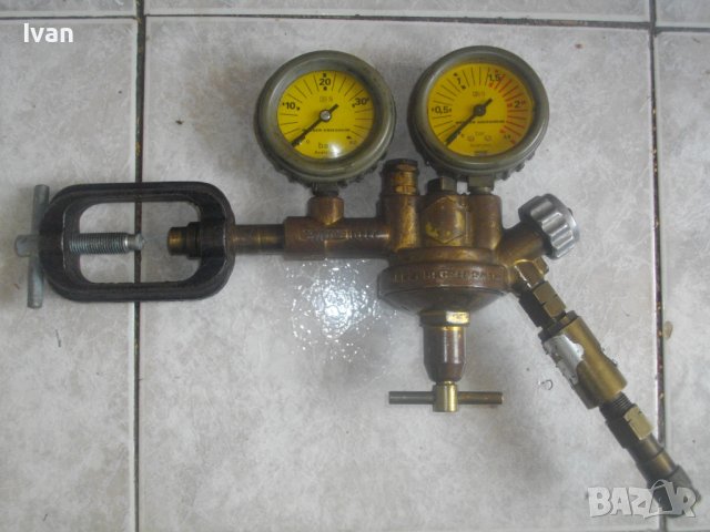 Оригинален Профи Редуцир Вентил За Ацетилен-За Оксижен-Немски-С Клапан/Скоба-MESSER GRIESHEIM, снимка 11 - Други инструменти - 41441519