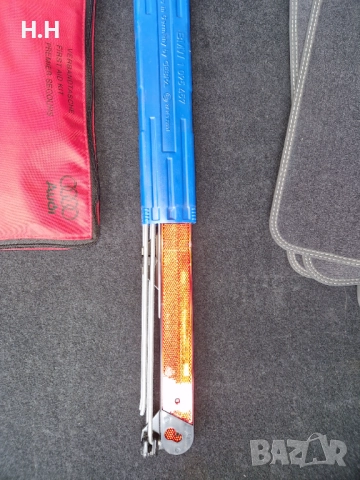 Оригинални аптечки,Оригинални аварийни триъгълници за BMV,Volkswagen,Aydi , снимка 3 - Аксесоари и консумативи - 52706333