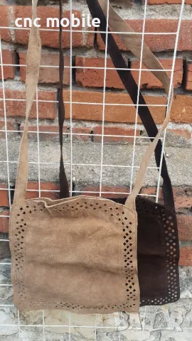 Велурени дамски чанти, снимка 2 - Чанти - 47259059