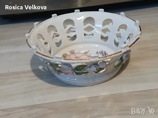 Красива порцеланова купа FENA 