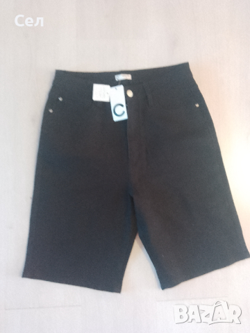 Нови черни къси дънкови панталони с висока талия М, снимка 1 - Къси панталони и бермуди - 44793997