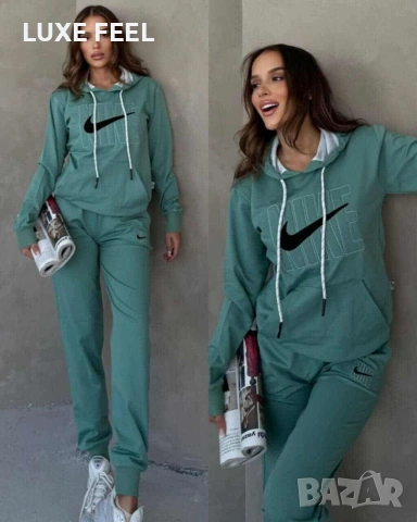 Nike ⚜️ Дамски Комплект 