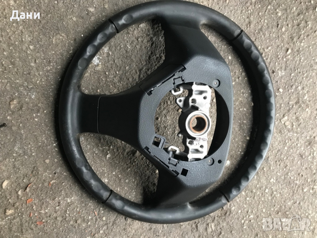 Волан за Тойота корола версо 2004-2009, снимка 2 - Аксесоари и консумативи - 36126345