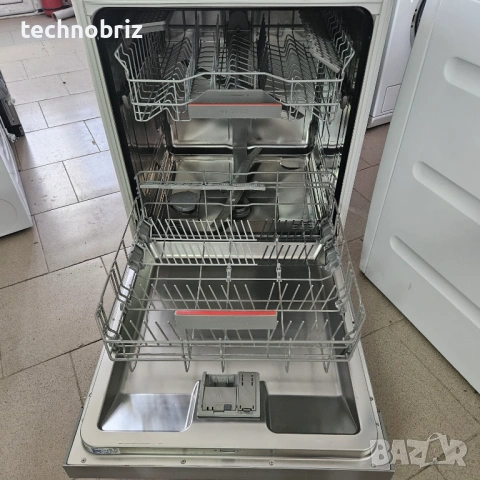 Немска инверторна съдомиялна Bosch Silence Plus - ГАРАНЦИЯ, снимка 5 - Съдомиялни - 53836610