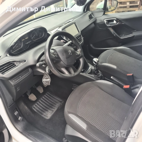 Пежо 208, снимка 8 - Автомобили и джипове - 52618025