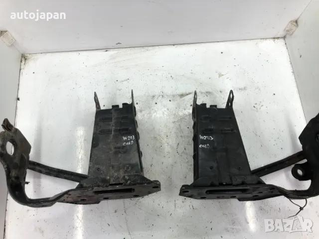 Греда предна броня Mercedes W203 C-class C180, снимка 2 - Части - 49435533