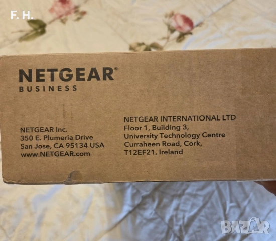 Netgear ProSafe GS752TP 48-Port RJ-45 PoE Gigabit Managed Rack Switch, снимка 4 - Суичове - 53619232