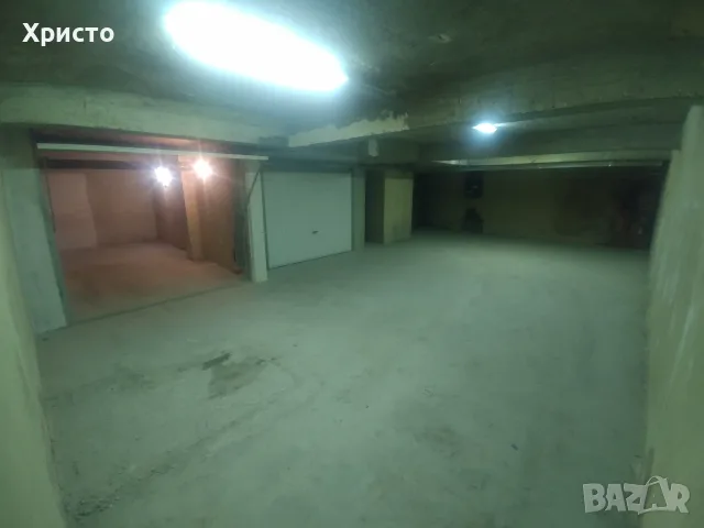 Давам под наем гараж Спортна зала, снимка 2 - Гаражи и паркоместа - 56316307