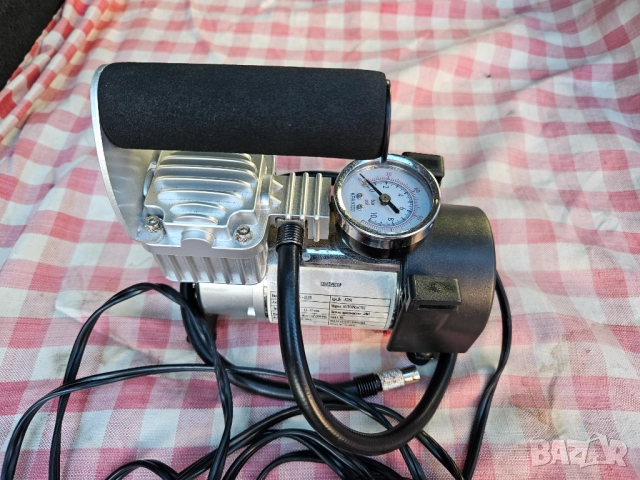 Компресор за гуми 12V Auto practic, снимка 4 - Аксесоари и консумативи - 52526389