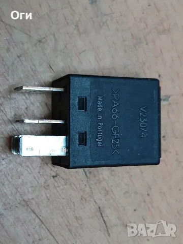 Универсално реле за Фолксваген , Ауди и Сеат 8Z0 951 253 / 8Z0951253 № 395, снимка 2 - Части - 56125637