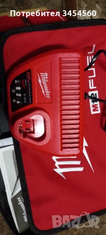 зарядно устройство Milwaukee c12 c 