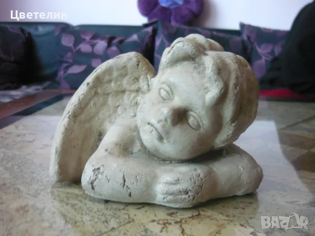 Фигурка на ангелче - за декорация.