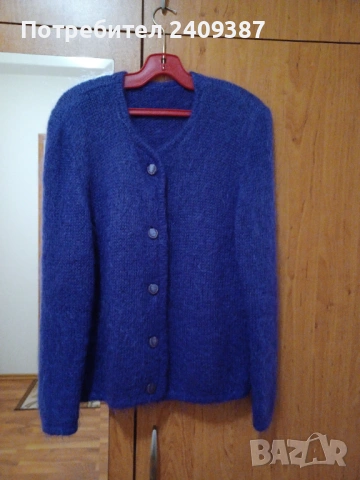 Ръчно плетена жилетка