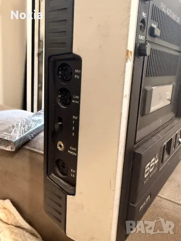 Ретро Радиокасетофон Philips 664 (22AR664) – Напълно работещ, снимка 3 - Радиокасетофони, транзистори - 56288350
