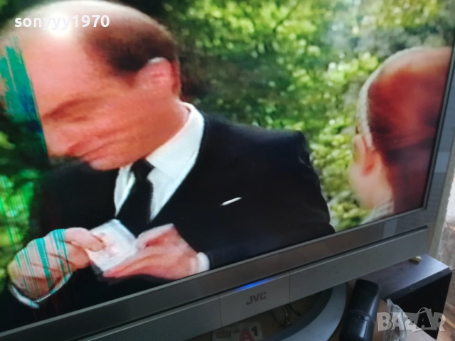 ПРОЛЕТНО БЯГСТВО-ОБЛОЖКА-VHS VIDEO TAPE 1409251728, снимка 18 - Други жанрове - 51711368