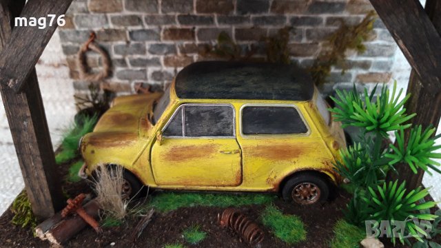 Макет-Diorama wooden shed Diecast 1/34 Мini cooper, снимка 7 - Колекции - 33823154