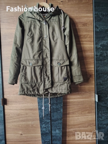 Дамска парка, снимка 3 - Якета - 52829886