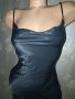 Bershka XS- Сатенена черна рокля/ подплата с тънки презрамки , снимка 7