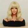Златисто руса вълнообразна перука с бретон - 40 см, снимка 1