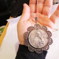 Възрожденска Сребърна икона, амулет, накит, медальон с Богородица, Дева Мария - Панагия 70 мм - Бого, снимка 1 - Колиета, медальони, синджири - 35585086