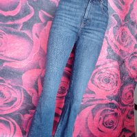 Zara Дамски дънки с висока талия С/М, снимка 4 - Дънки - 41375690