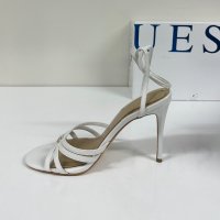 Guess white, снимка 2 - Дамски обувки на ток - 41288214