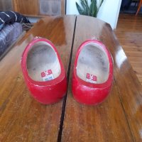 Стари дървени обувки, снимка 4 - Антикварни и старинни предмети - 41065729