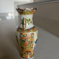 Китайска ваза от порцелан, снимка 2 - Вази - 42434960