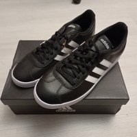 Adidas Court номера 44 2/3 и 46 Оригинални Мъжки Кецове код 1069, снимка 1 - Кецове - 39471621