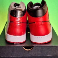 Nike Air Jordan 1 Mid , снимка 3 - Маратонки - 41883174