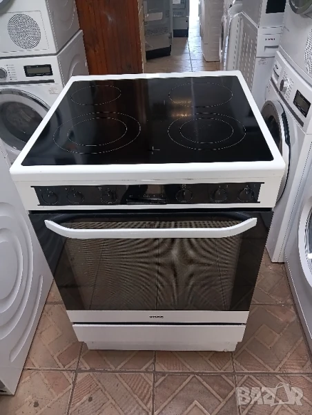 Свободно стояща печка с керамичен плот VOSS  с две години гаранция и PIROLISE!, снимка 1