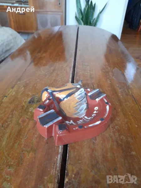 Стар пепелник Marlboro , снимка 1