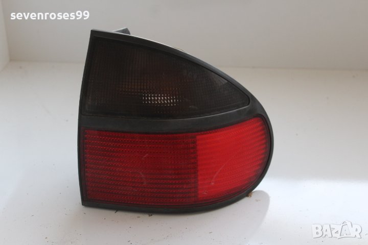 Стоп десен Рено Лагуна 1 хечбек Renault Laguna 1, снимка 1