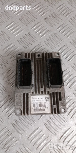 Компютър Fiat Panda 1.2i 2001г. 51899838 IAW5SF8.M4 , снимка 1